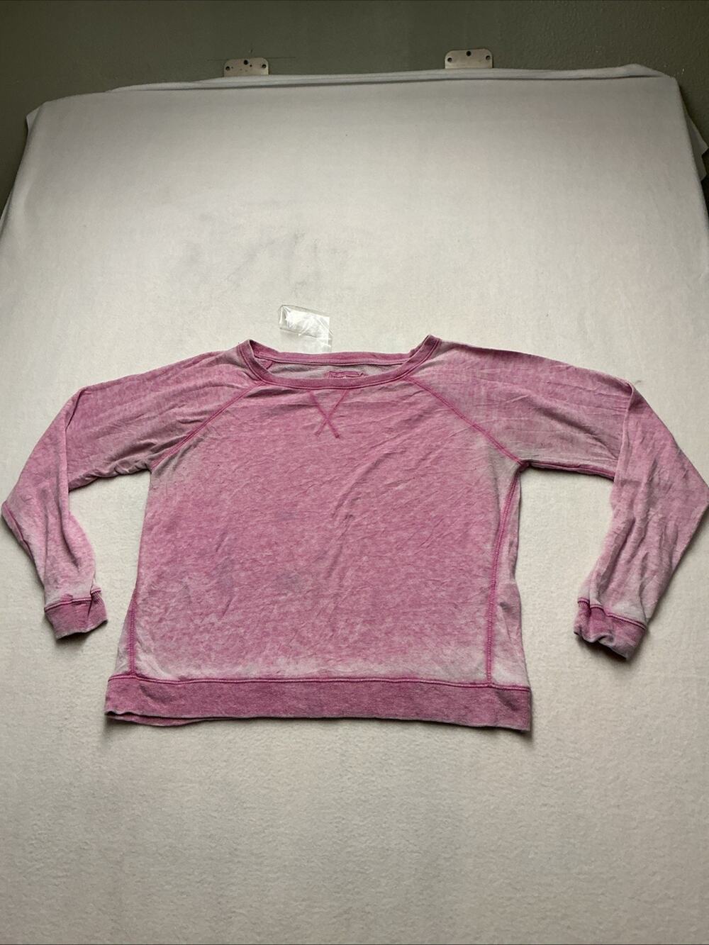 Vintage Atmosphere Women’s Pullover Pink Sweatshirt Size Medium, 4317
